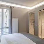 Cozy Paris Apartment